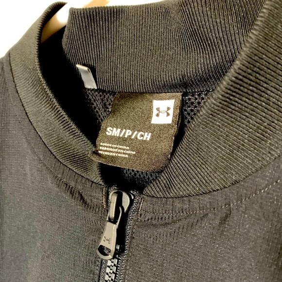 Under Armour Windbreaker Jacket - Picture 2 of 6